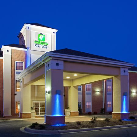 Holiday Inn Express Prince Frederick By Ihg Esterno foto