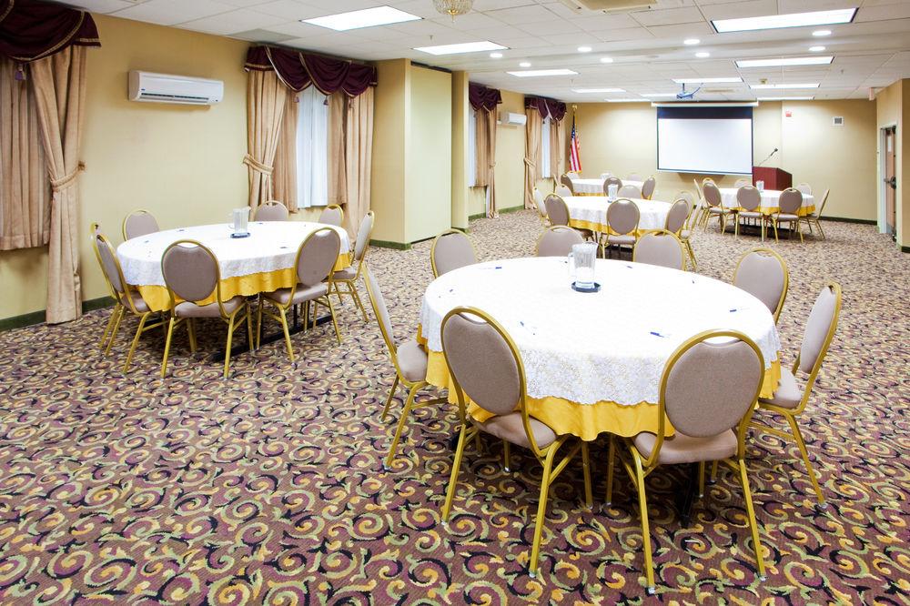 Holiday Inn Express Prince Frederick By Ihg Esterno foto