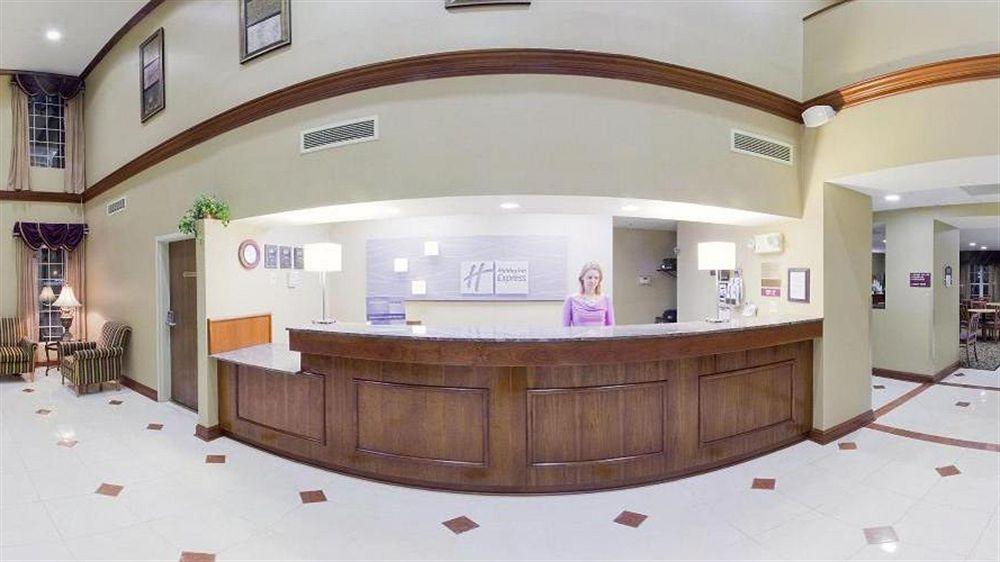 Holiday Inn Express Prince Frederick By Ihg Esterno foto