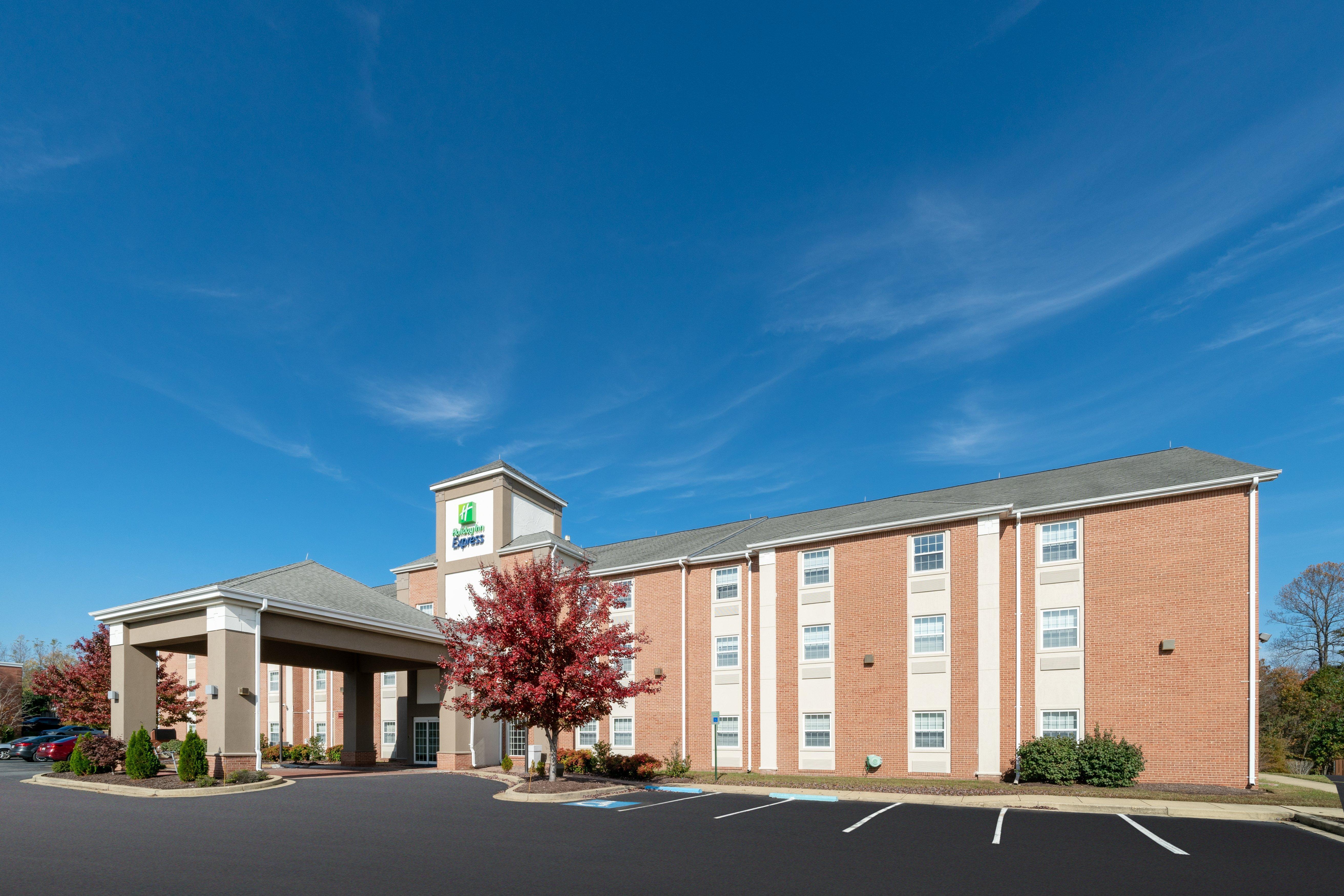 Holiday Inn Express Prince Frederick By Ihg Esterno foto