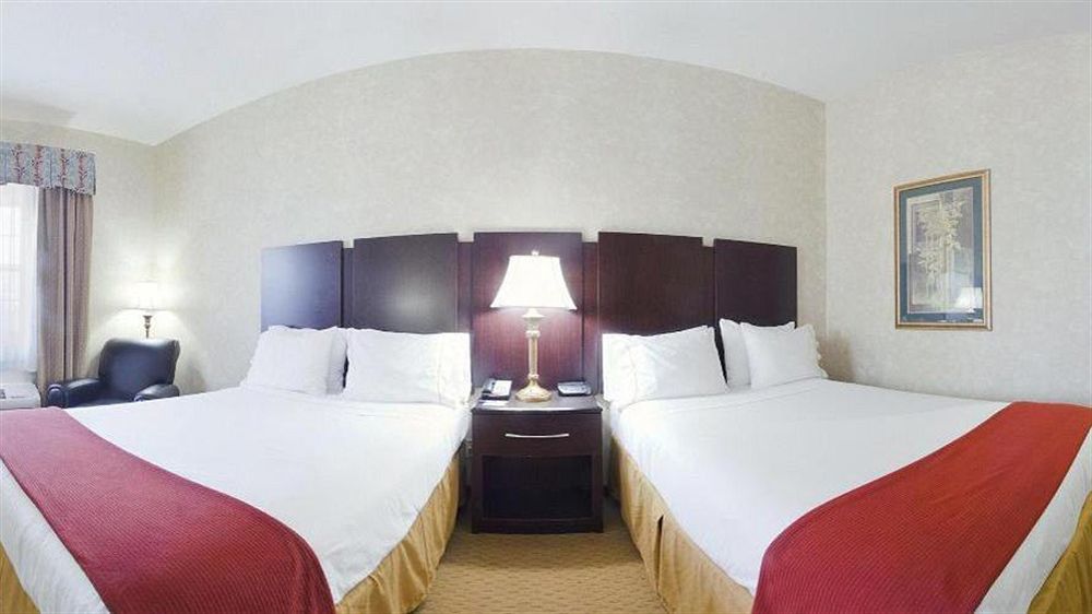 Holiday Inn Express Prince Frederick By Ihg Esterno foto