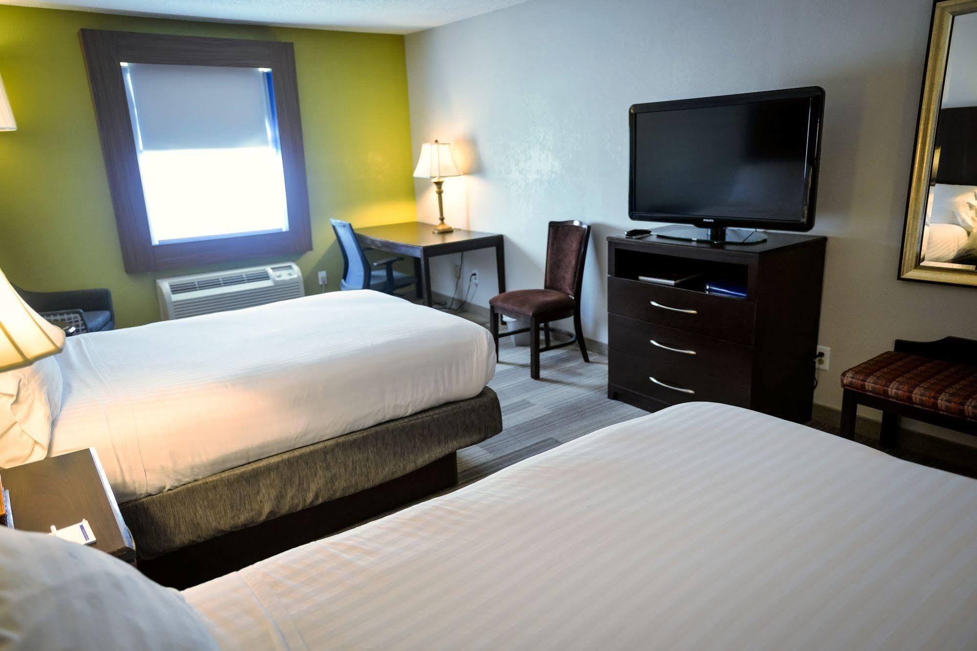 Holiday Inn Express Prince Frederick By Ihg Esterno foto